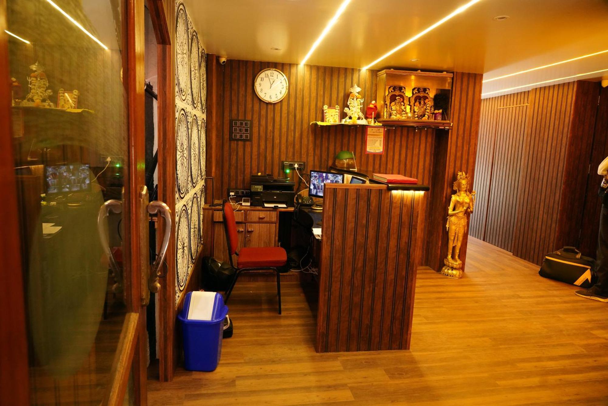 Hotel Padma Krishna Pune Dış mekan fotoğraf