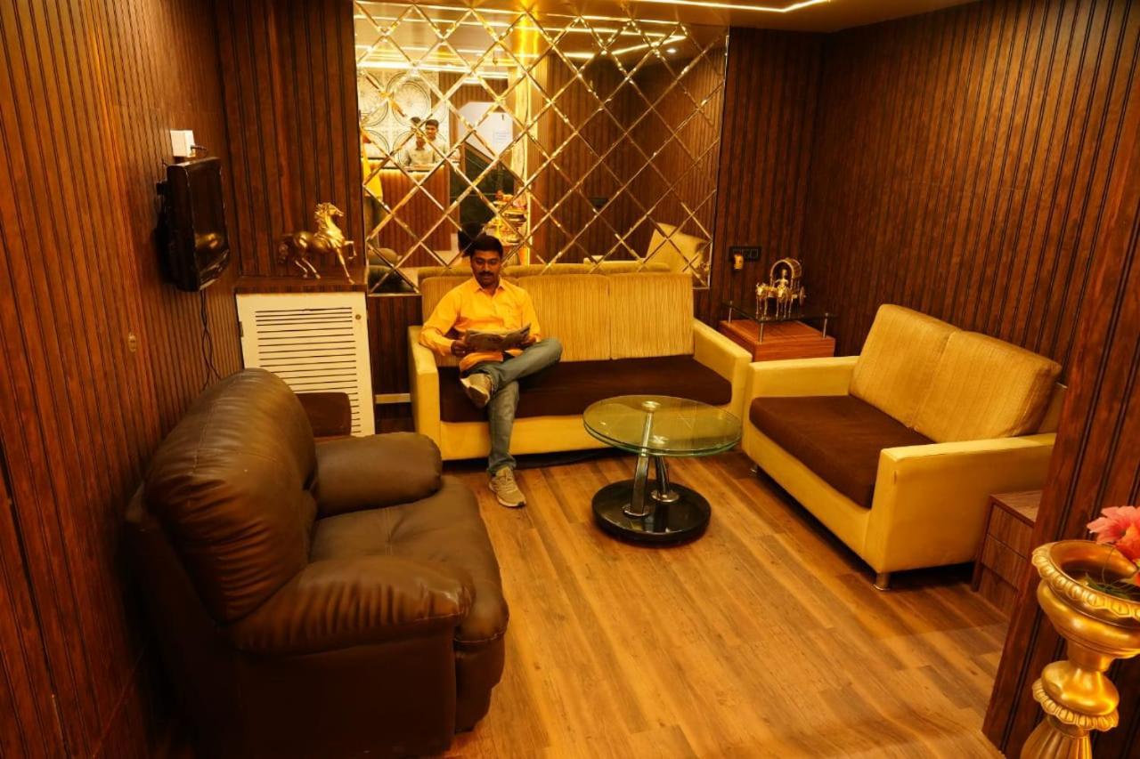 Hotel Padma Krishna Pune Dış mekan fotoğraf