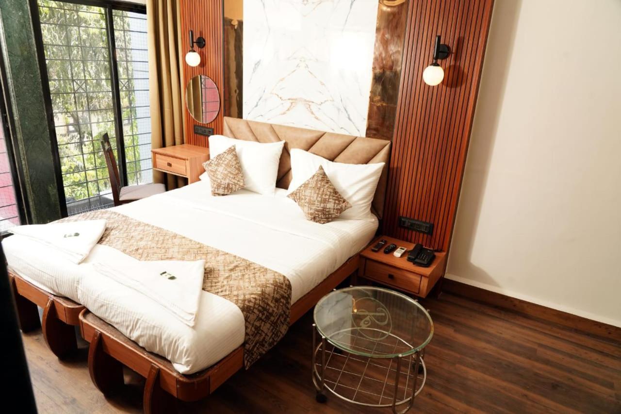 Hotel Padma Krishna Pune Dış mekan fotoğraf